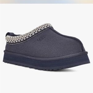 Ugh Tasman slippers
